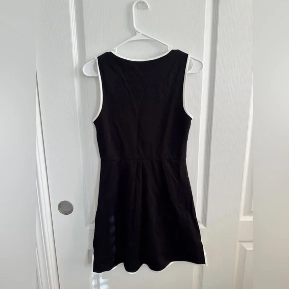 Vici Clubhouse Cool Contrast Mini Dress - Picture 4 of 4